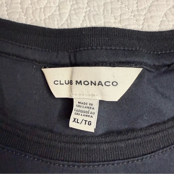 Club Monaco T-Shirt - Picture 8 of 9